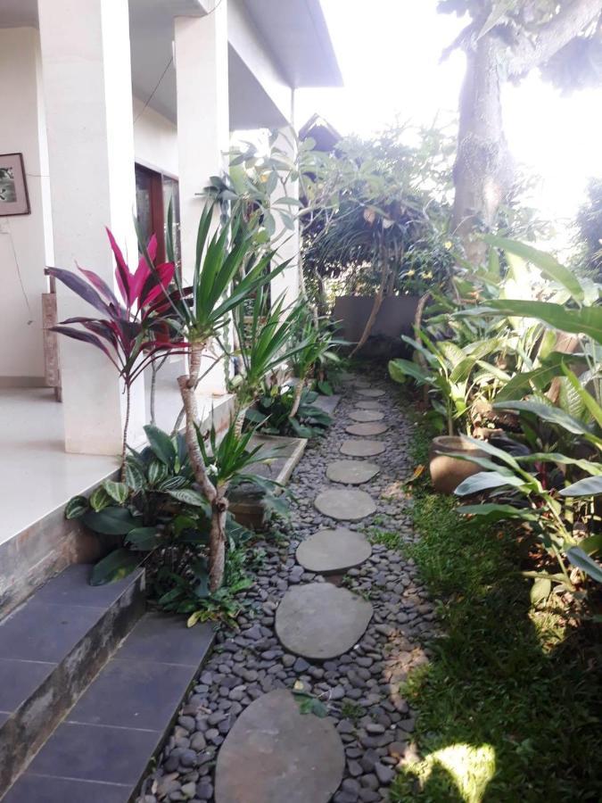 Manggis Sari Guesthouse Ubud Buitenkant foto