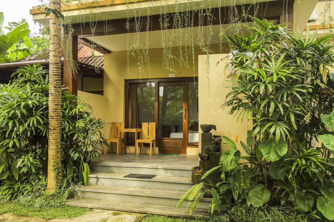 Manggis Sari Guesthouse Ubud Buitenkant foto